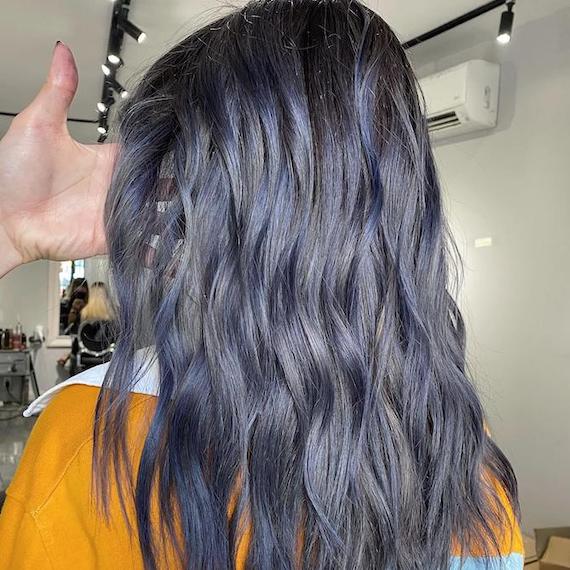 Mid-Back Length With Classy Blue Highlights Mid-Back Length With Classy Blue Highlights