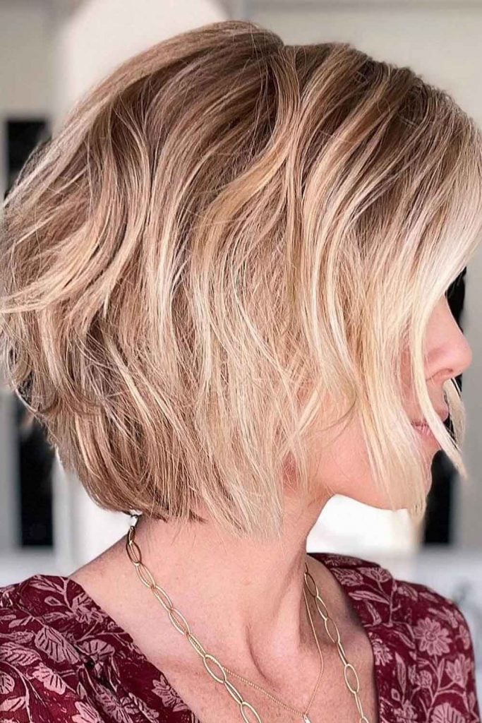 Chin Length Bob With Subtle Layers — Classy Bob Haircuts for Fine Hair