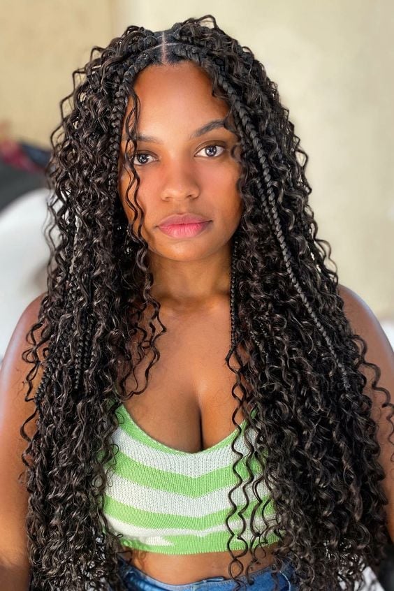 Mid-Back Knotless Braids With Boho Curls Mid-Back Knotless Braids With Boho Curls — Classy Boho Knotless Braids