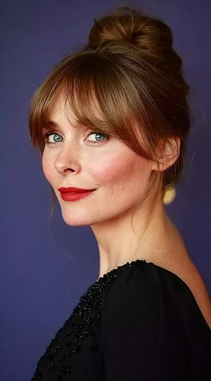 Mid-Back Waves With Blended Bottleneck Bangs — Classy Bottleneck Bangs