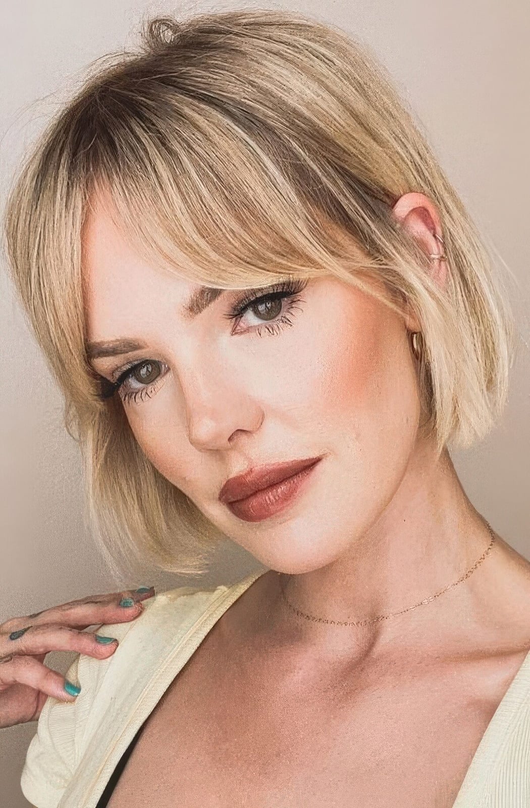 Chin Bob With Wavy Curtain Bangs — Classy Bottleneck Bangs