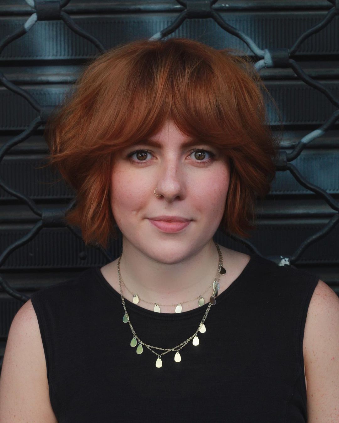 Chin Textured Bob With Dark Bottleneck Bangs — Classy Bottleneck Bangs