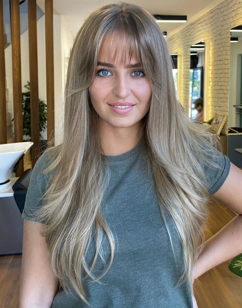 Long Layered Ash Blonde With Bottleneck Bangs — Classy Bottleneck Bangs