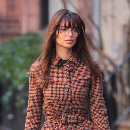 Fine Mid-Back With Tousled Bottleneck Bangs and Long Layers — Classy Bottleneck Bangs