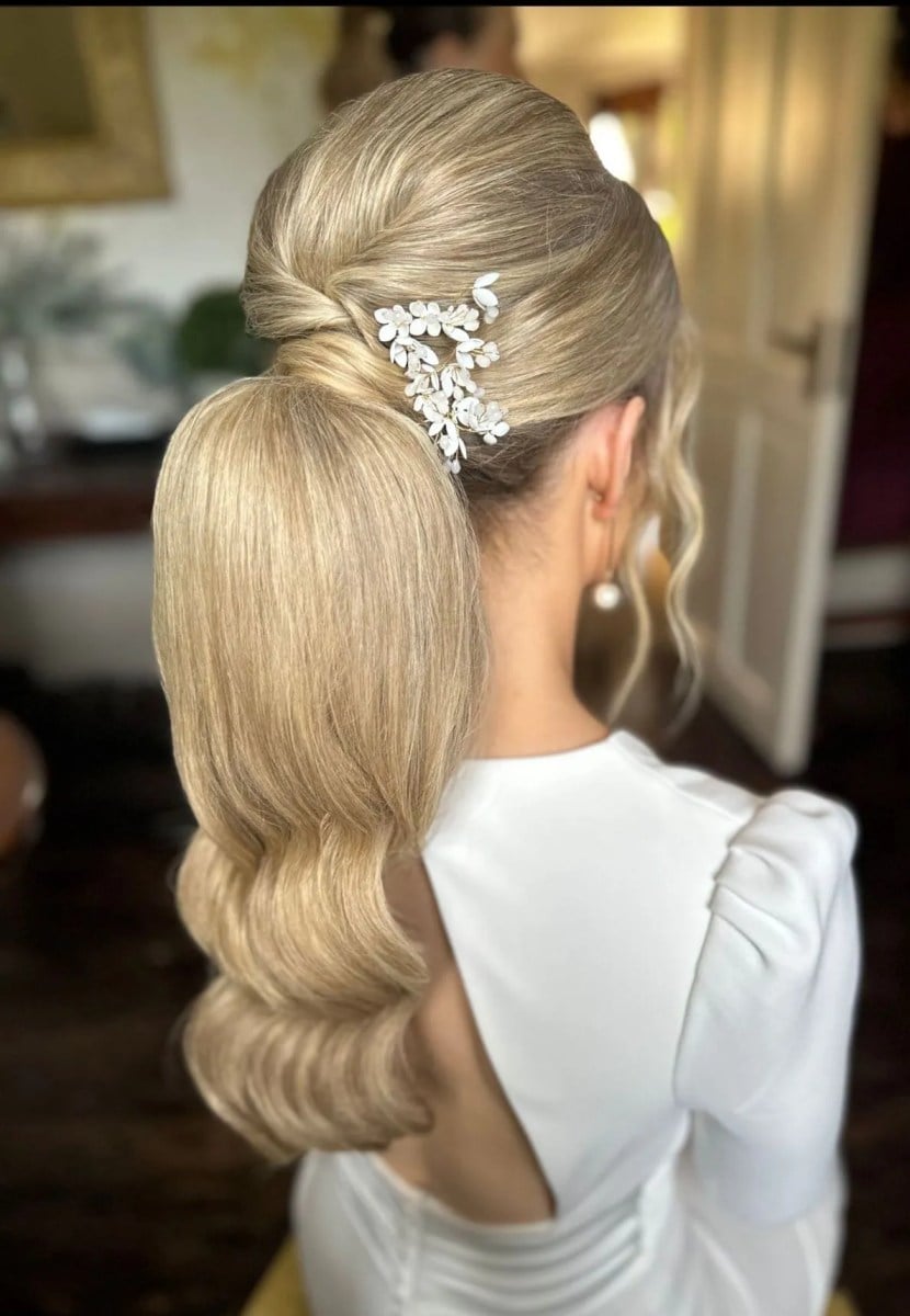 Platinum Blonde Ponytail With Dramatic Waves — Classy Bridesmaid Ponytail