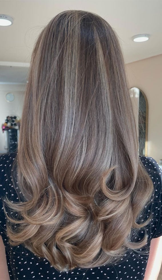 Sophisticated Collarbone Bronde Balayage — Classy Bronde Balayage