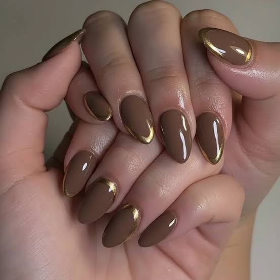 Medium Brown Almond Nails with Gold Cuticle Line Medium Brown Almond Nails with Gold Cuticle Line — Classy Brown Almond Nails
