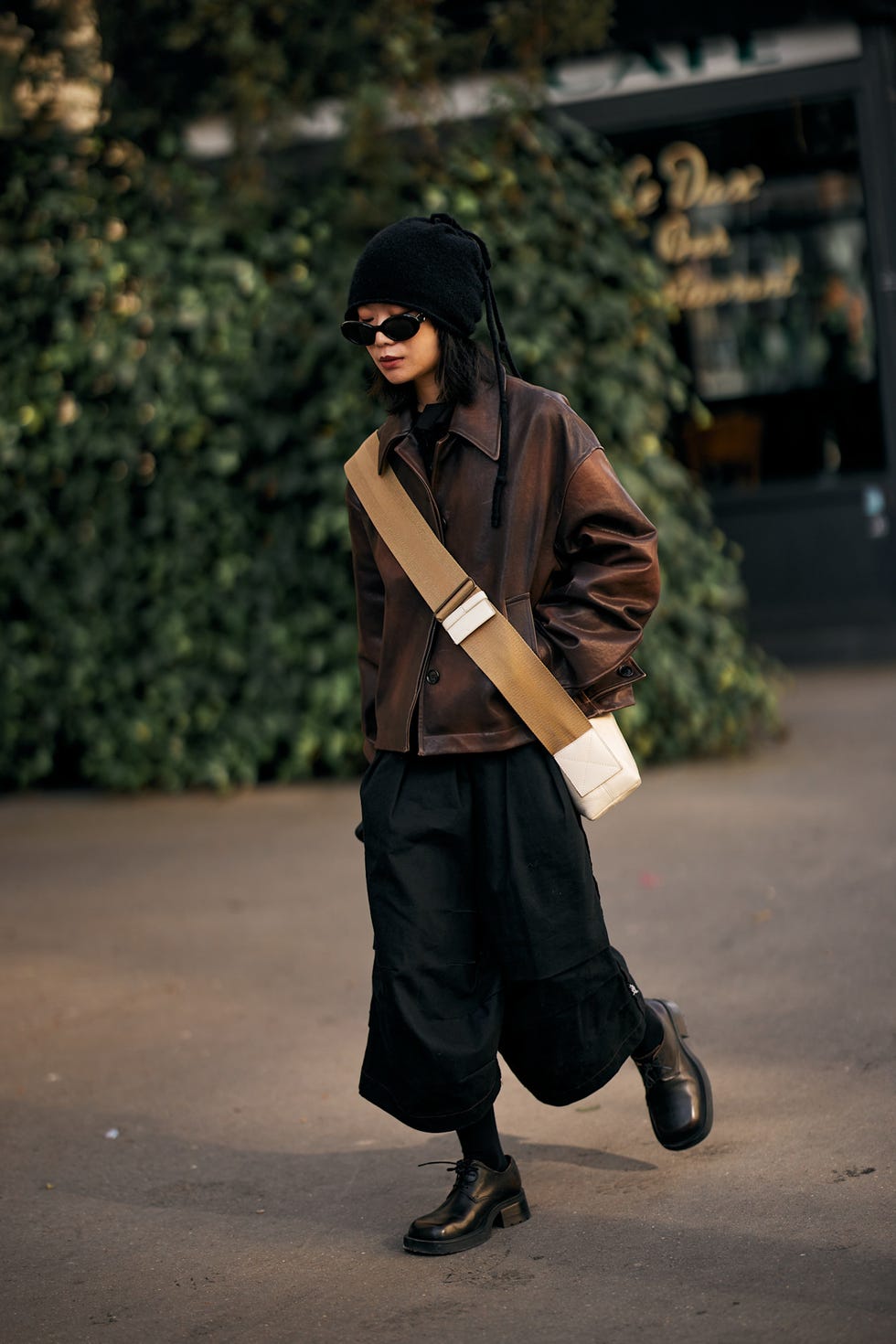 Worn-In Brown Leather Jacket With Cream Pants and Black Chunky Boots — Classy Brown Leather Jacket Outfit