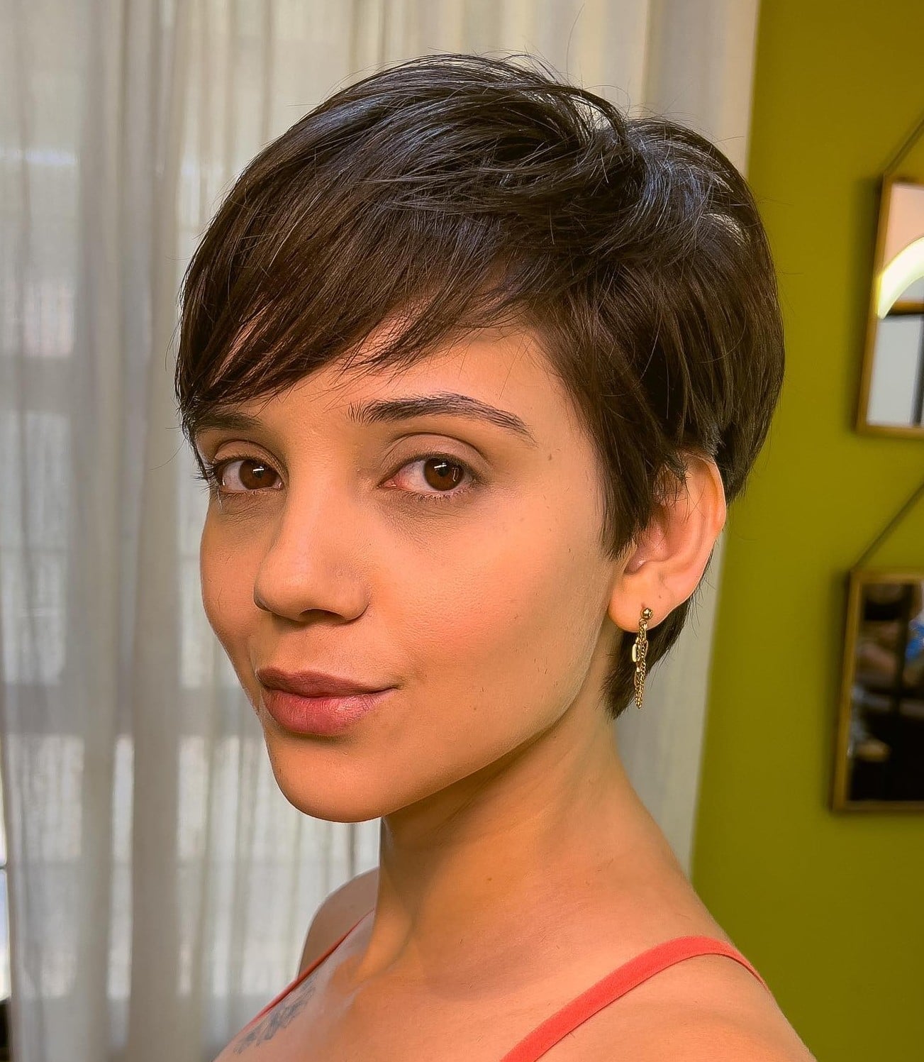 Textured Dark Brown Pixie to Nape, Close-Up Take — Classy Brown Pixie