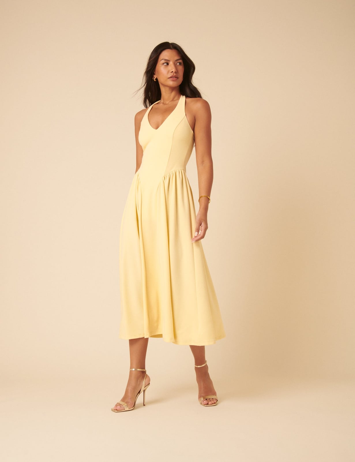 Butter Yellow Halter Neck Midi Dress For Summer Party Butter Yellow Halter Neck Midi Dress For Summer Party — Classy Butter Yellow Dress