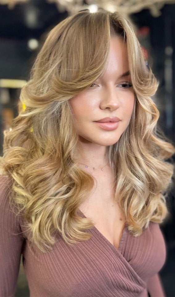 Collarbone Ash Blonde Layers With Waves — Classy Butterfly Hair