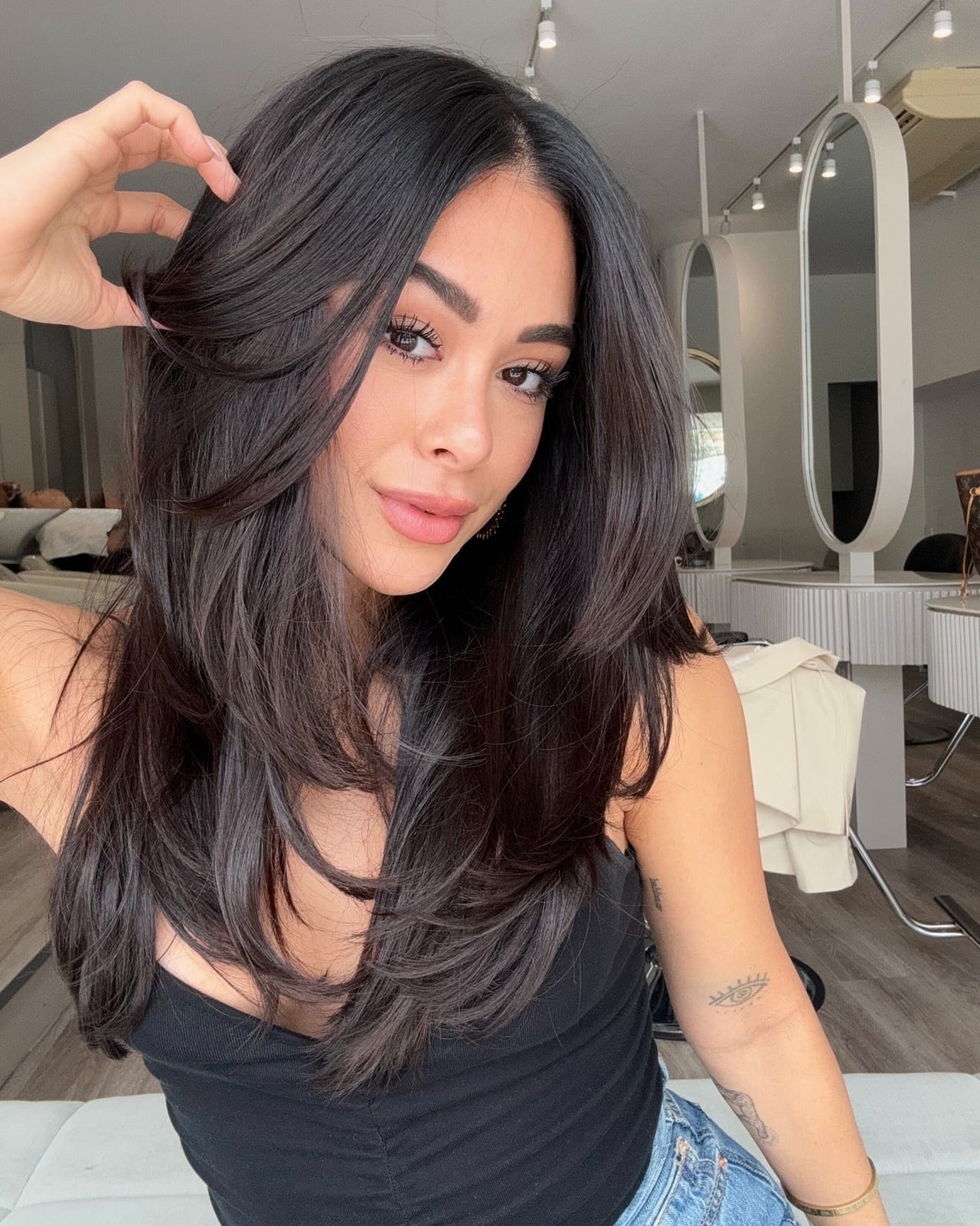 Mid-Back Layers With Smooth Outward Curl, Close-Up Take — Classy Butterfly Hair