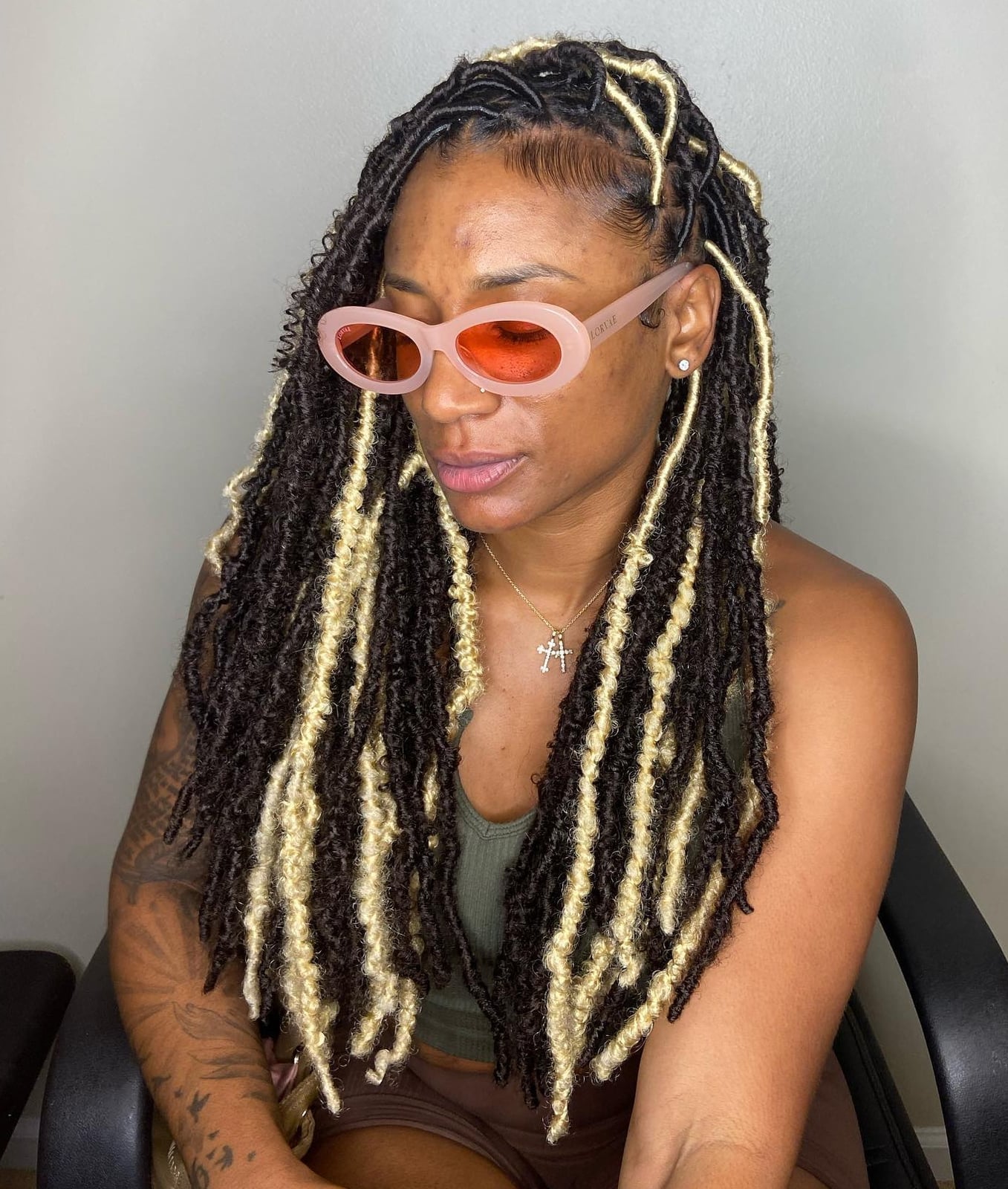 Long Dark Brown With Blonde Highlights Long Dark Brown With Blonde Highlights — Classy Butterfly Locs