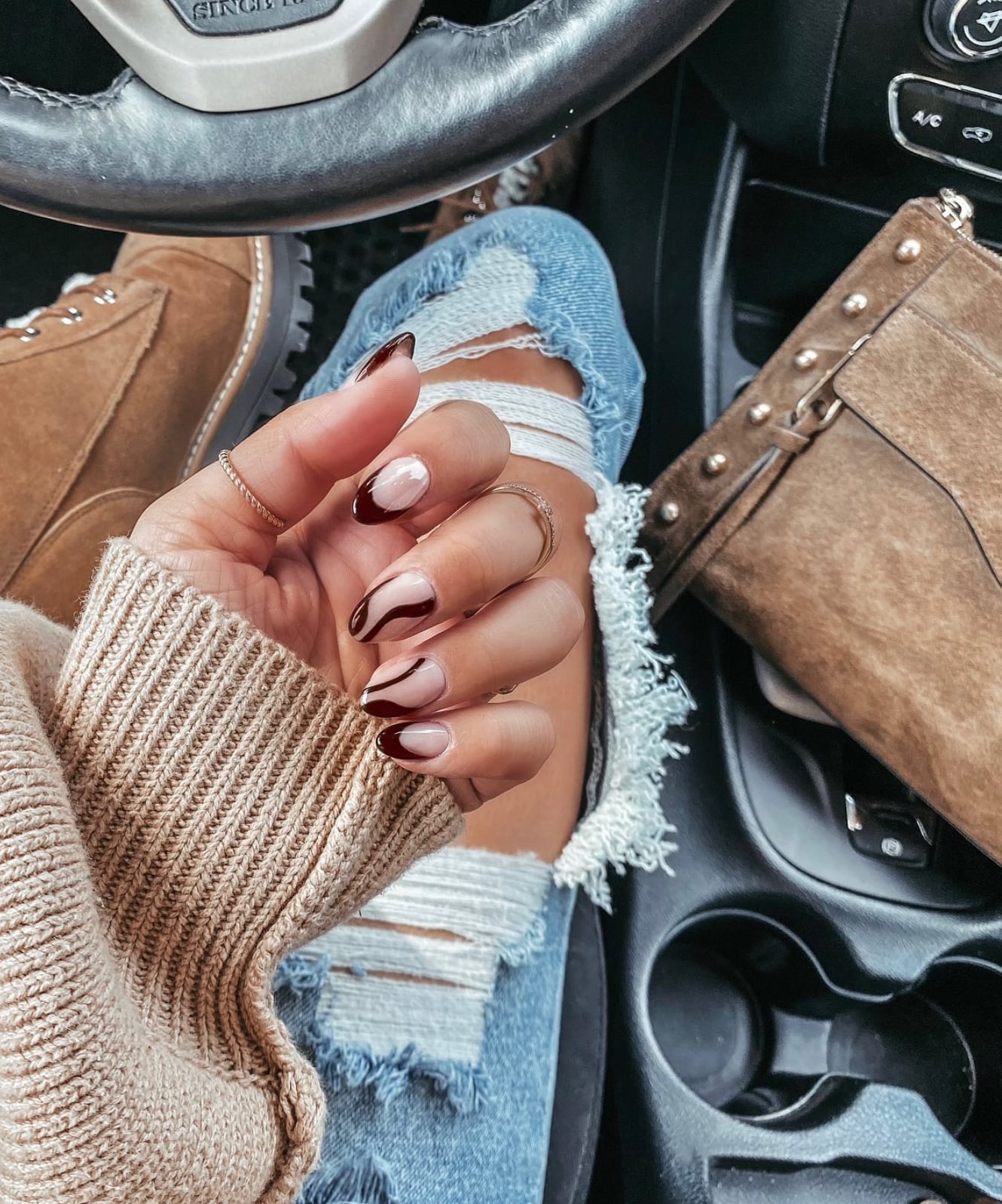 Metallic Bronze-Brown Chrome Oval Nails Metallic Bronze-Brown Chrome Oval Nails — Classy Chocolate Nails