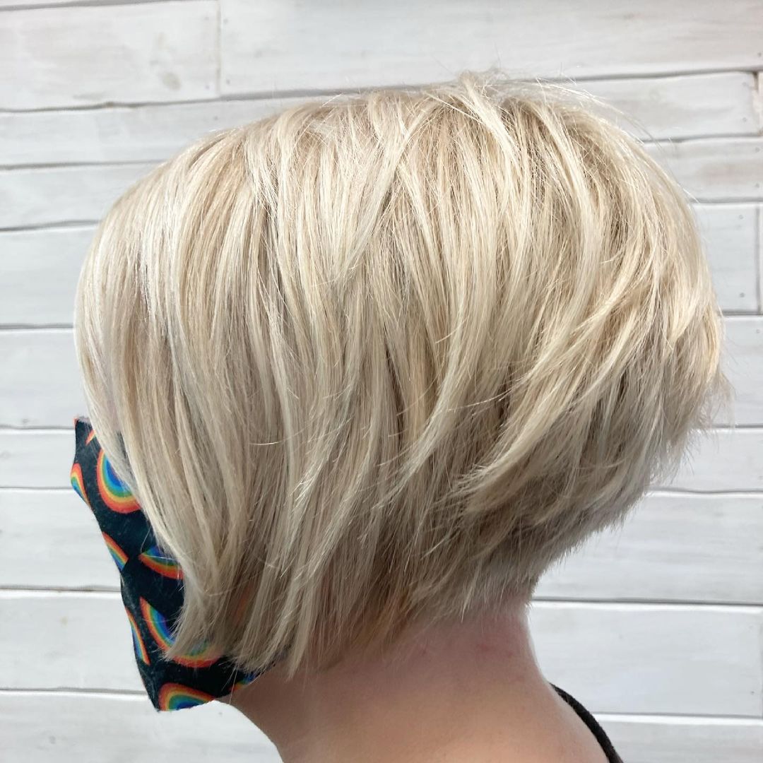 Ash Blonde Bob With Choppy Ends Ash Blonde Bob With Choppy Ends — Classy Choppy Layers