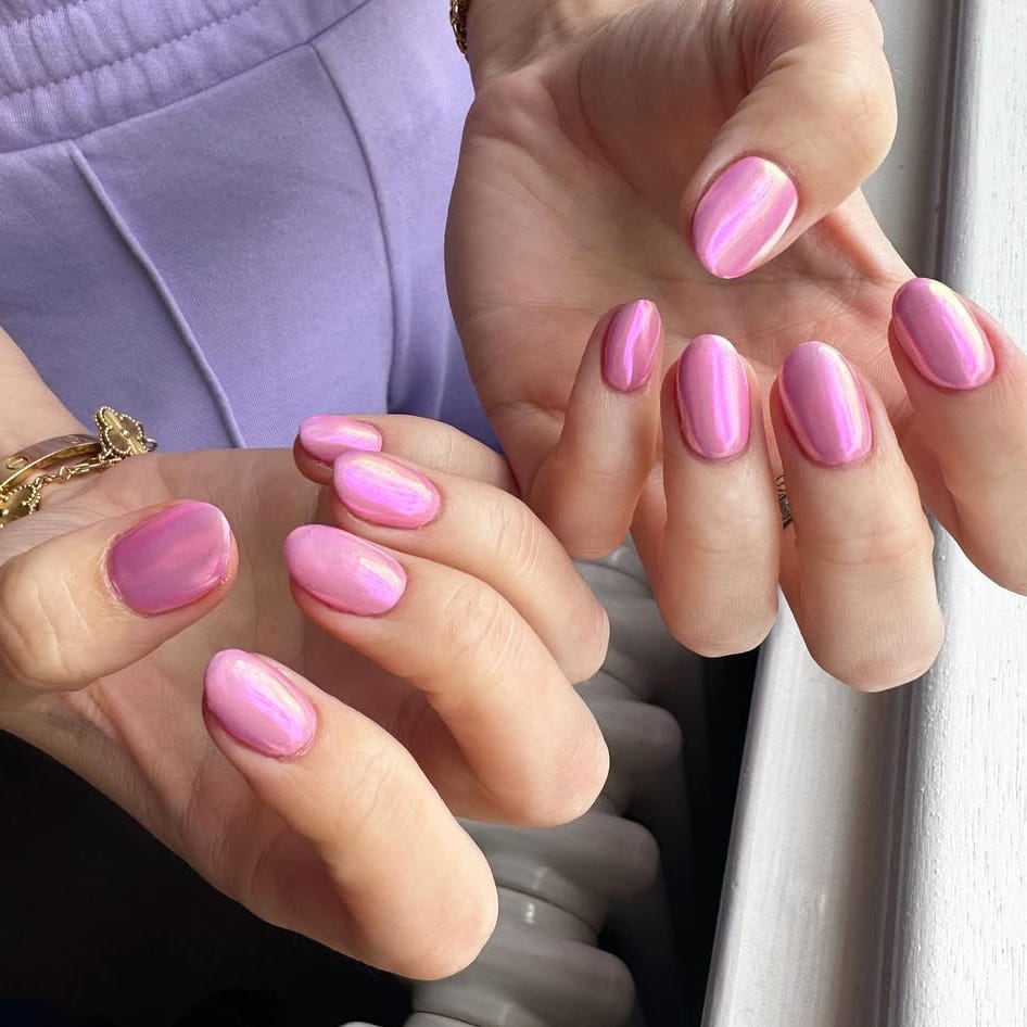 Medium Oval Vibrant Pink Pearlescent Chrome Medium Oval Vibrant Pink Pearlescent Chrome — Classy Chrome Nails Colors