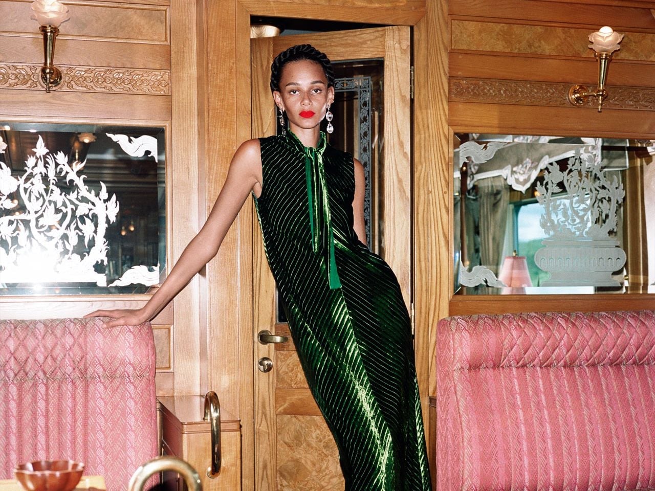 Deep Green Metallic Velvet Column Dress with Tie Neck Deep Green Metallic Velvet Column Dress with Tie Neck — Classy Concert Dresses