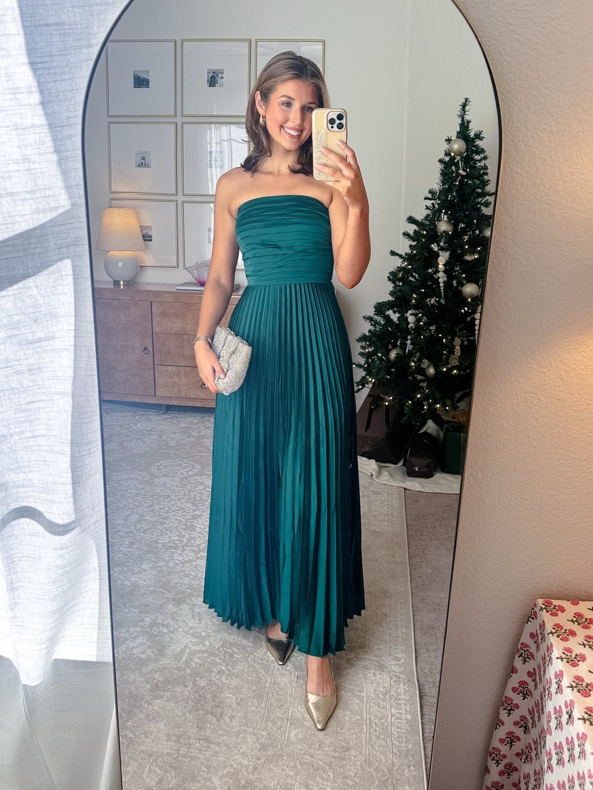 Emerald Green Pleated Strapless A-line Dress Emerald Green Pleated Strapless A-line Dress — Classy Concert Dresses