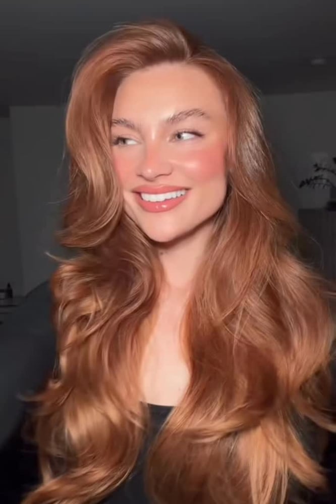 Glossy Collarbone Bob With Warm Copper — Classy Copper Hair Color