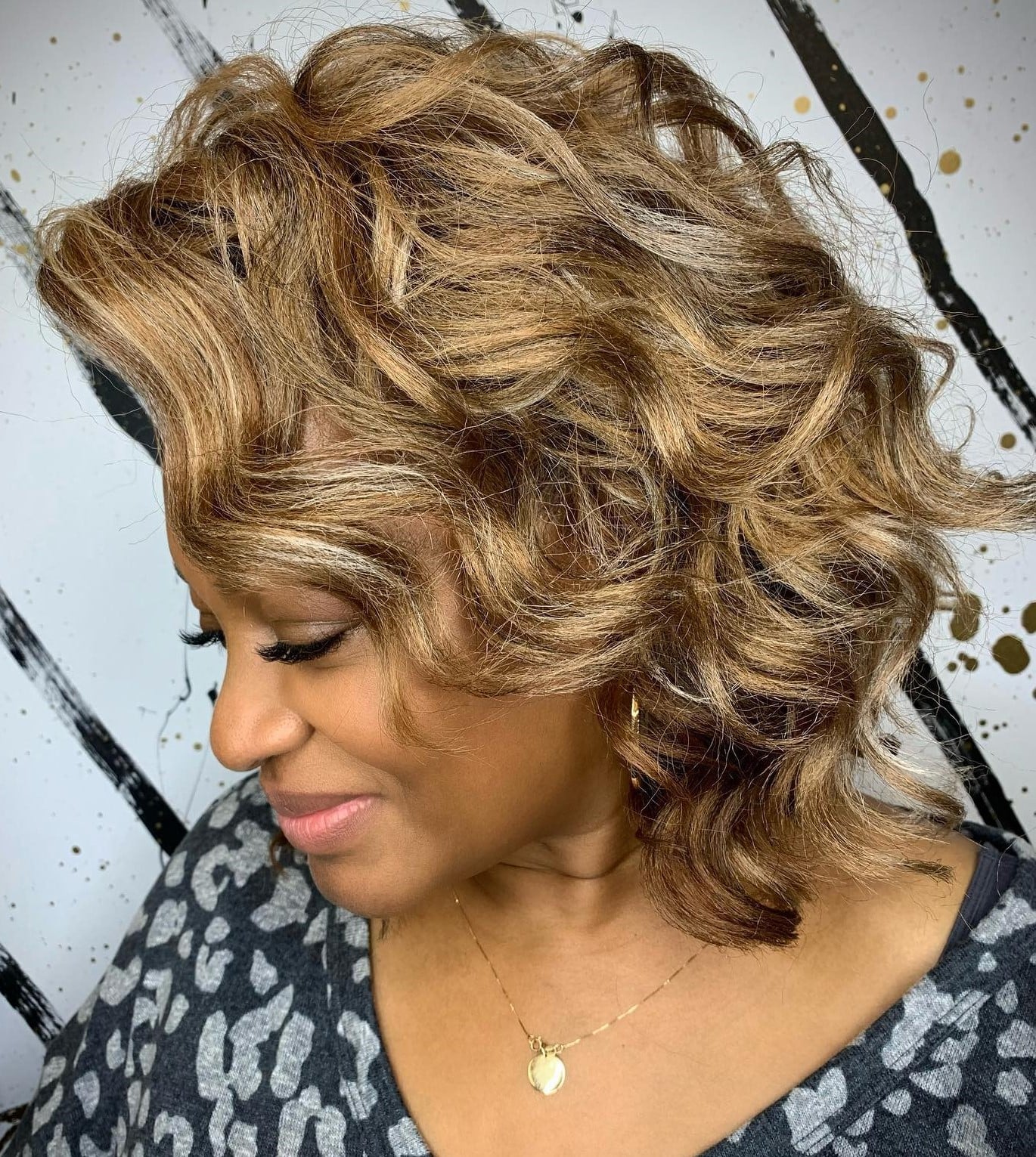 Collarbone Copper With Blonde Highlights — Classy Copper Hair on Black Women
