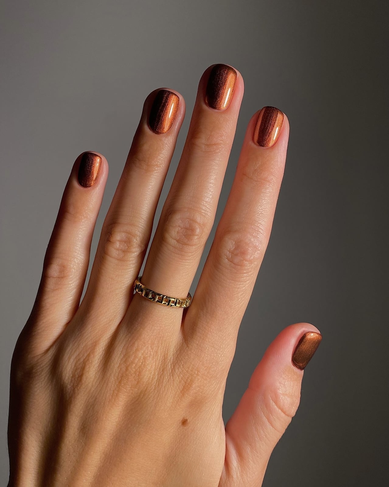 Medium Oval Shimmer Metallic Copper Nails — Classy Copper Nails