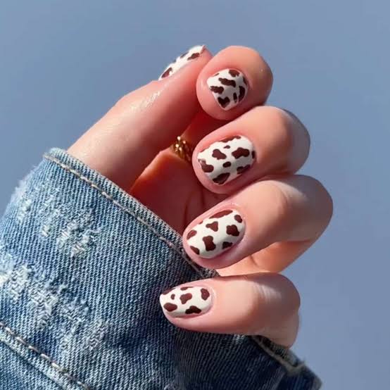 Classic Brown and White Cow Print Short Square Nails — Classy Cow Print Nails