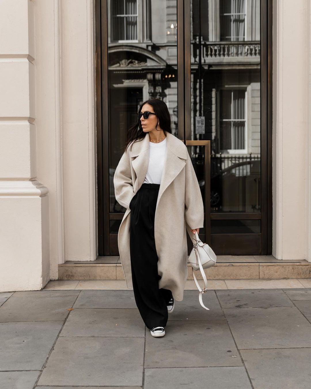 Cream Oversized Coat Over T-shirt and Trousers — Classy Cream Outfits