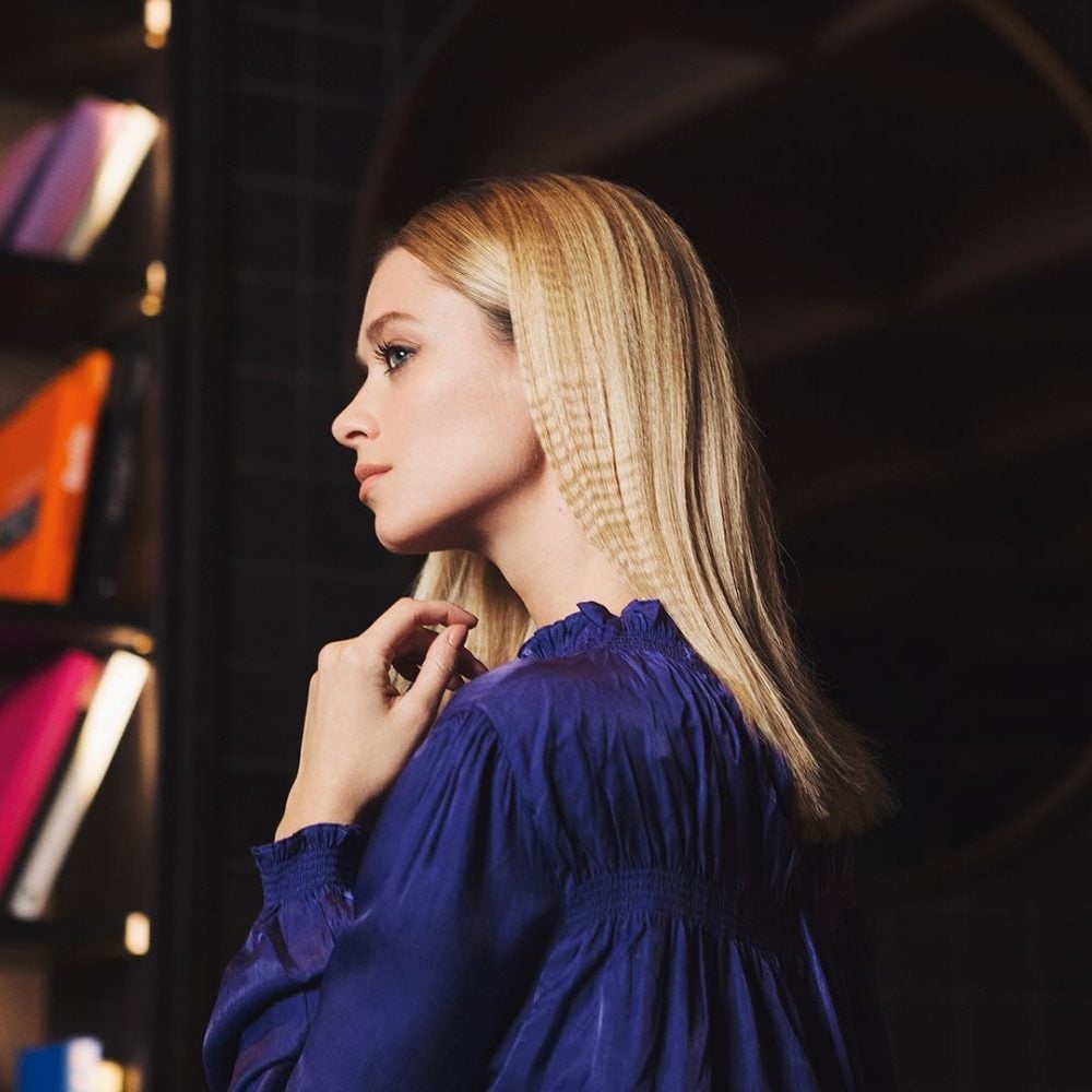 Mid-Back Platinum Blonde With Zig-Zag Crimps — Classy Crimped Hairstyles