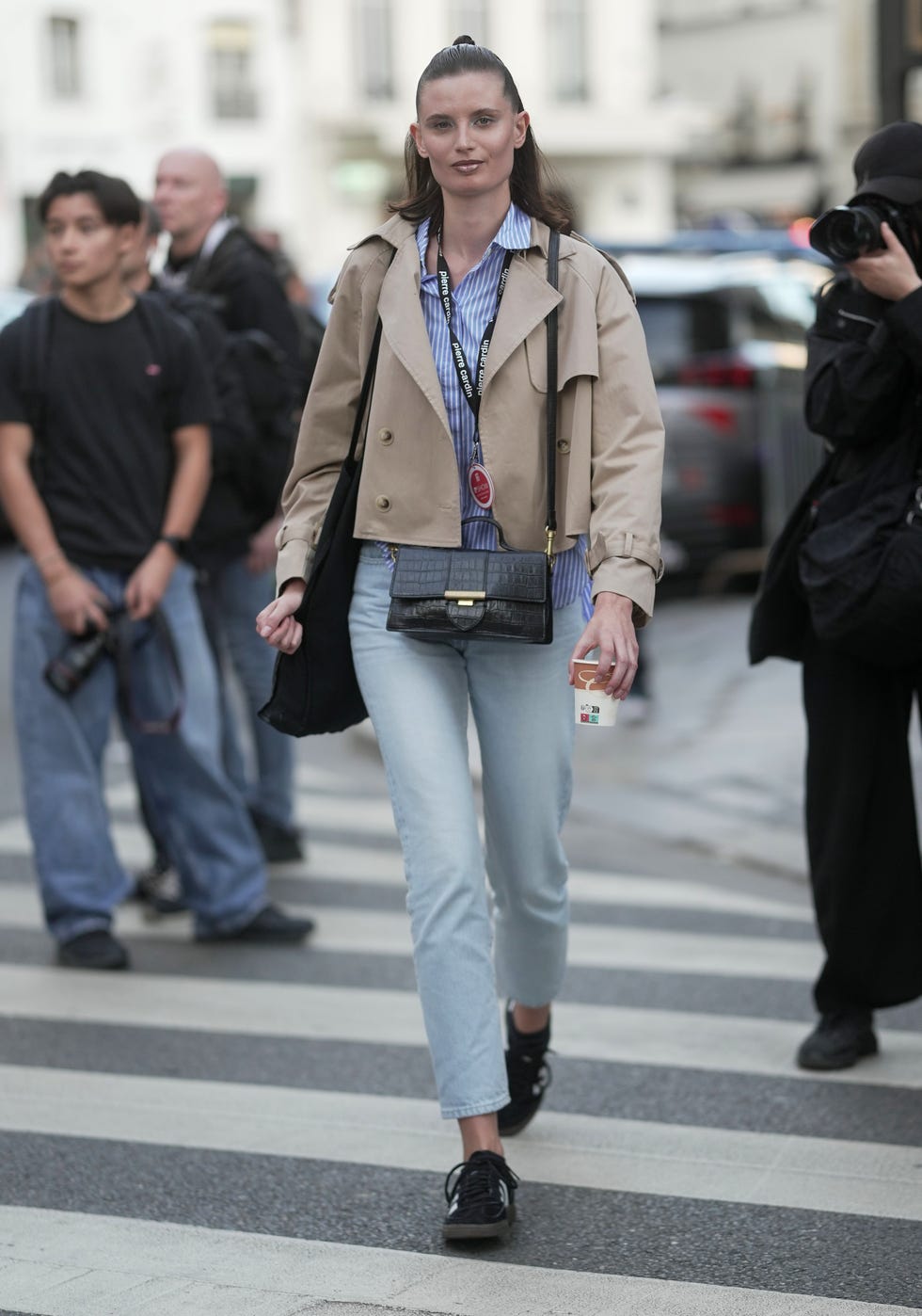 Beige Cropped Trench Jacket with Striped Shirt Beige Cropped Trench Jacket with Striped Shirt — Classy Cropped Jacket Outfits