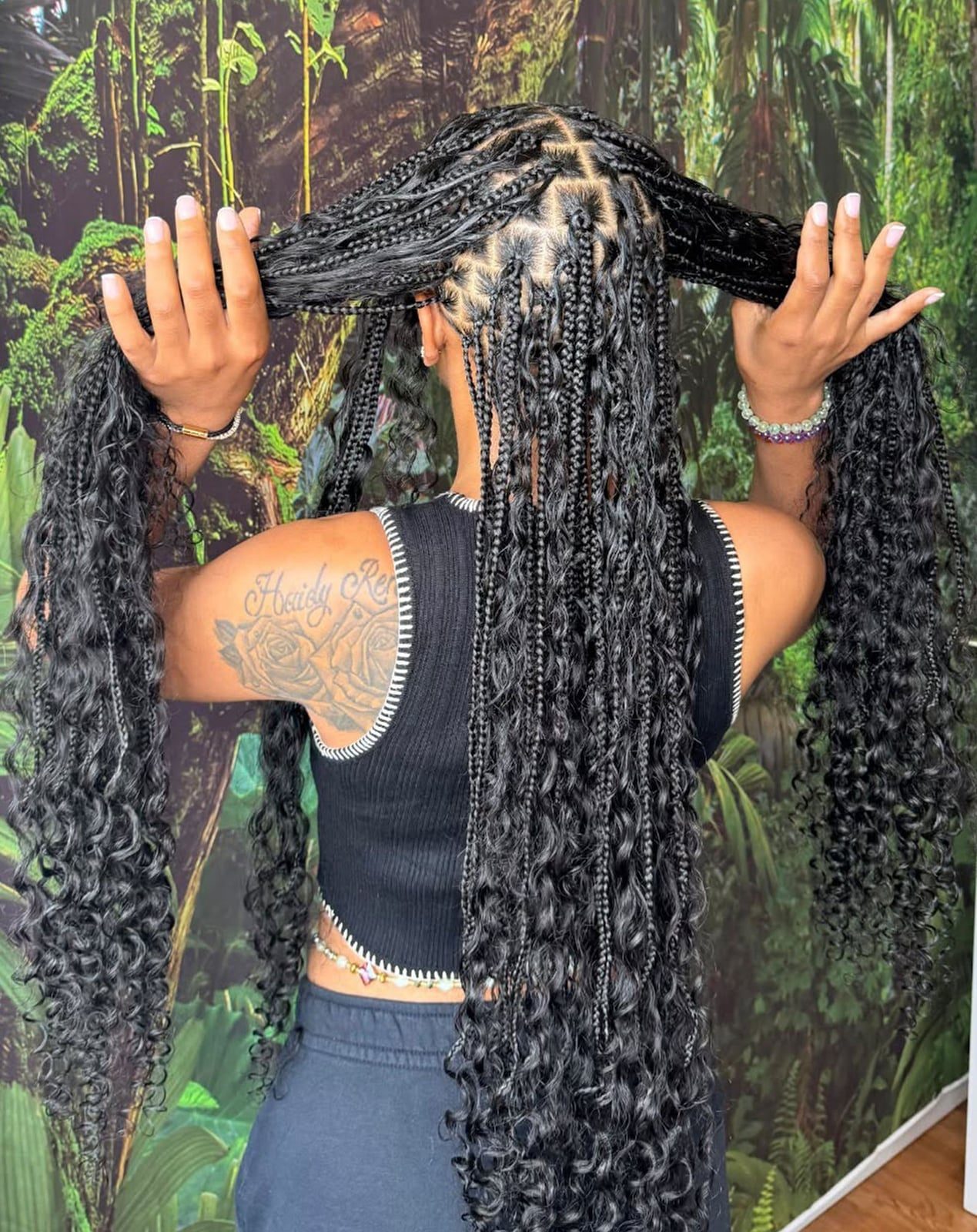 Mid-Back Knotless Braids With Voluminous Curls Mid-Back Knotless Braids With Voluminous Curls — Classy Curls Braids