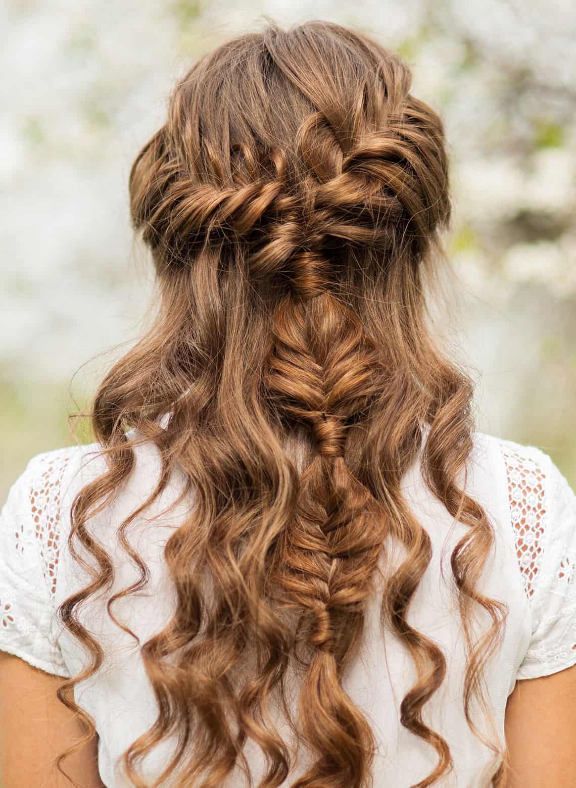 Shoulder Fishtail Braid With Wavy Curls Shoulder Fishtail Braid With Wavy Curls — Classy Curls Braids