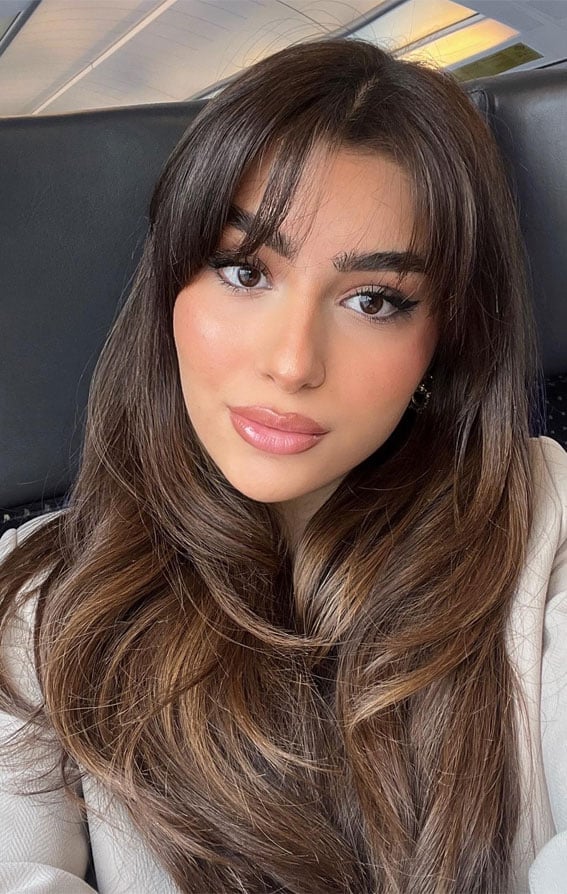 Dark Brown Collarbone Lob With Short Side-Swept Bangs Dark Brown Collarbone Lob With Short Side-Swept Bangs — Classy Curtain Bangs