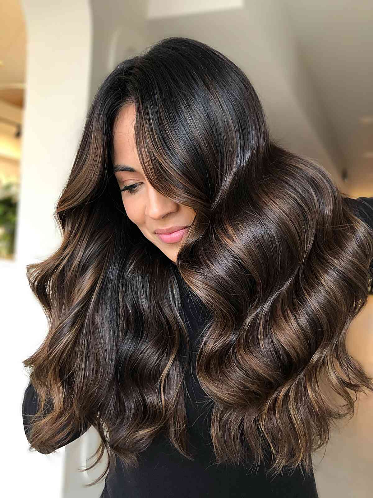 Mid-Back Length Dark Chocolate With Caramel Balayage Mid-Back Length Dark Chocolate With Caramel Balayage — Classy Dark Brown Balayage