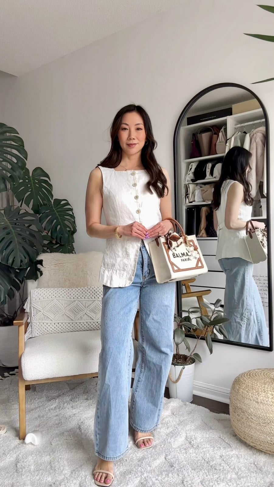 Sleeveless Top and Wide Leg Jeans for Casual Chic — Classy Denim Outfits