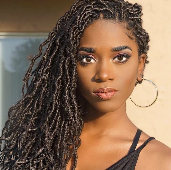 Mid-Back Wavy Locs With Curtain Bangs Mid-Back Wavy Locs With Curtain Bangs — Classy Down Locs