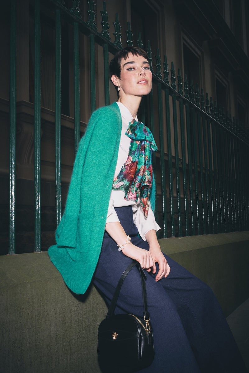 Emerald Green Cardigan with Navy Wide-Leg Trousers — Classy Edgy Outfits