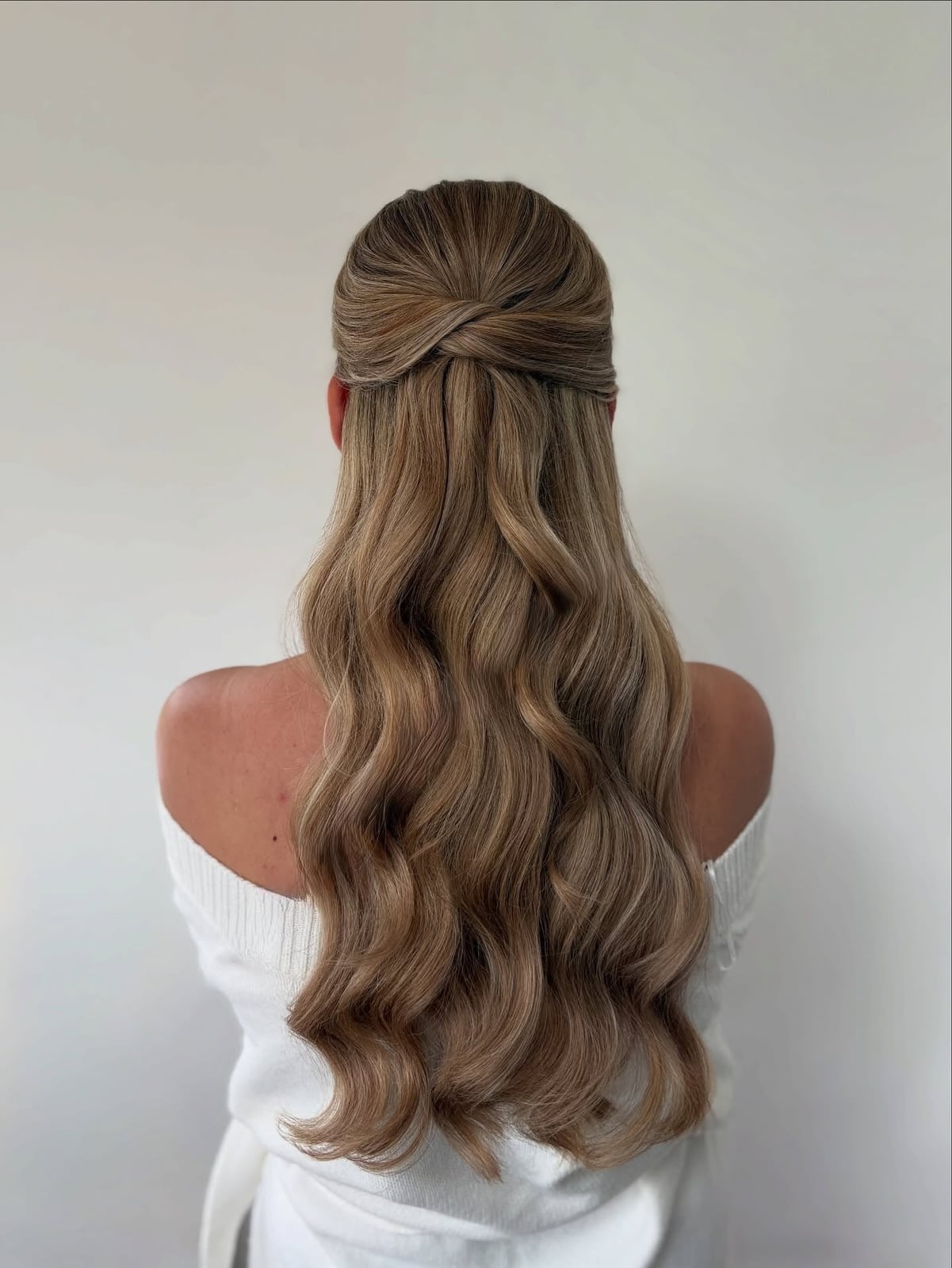 Mid Back Half Up Twisted Crown Waves Mid Back Half Up Twisted Crown Waves — Classy Everyday Hairstyles