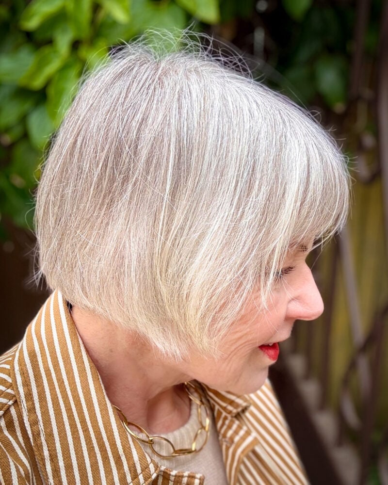 Gray Blunt Bob With Side Swept Bangs — Classy French Bob Haircut