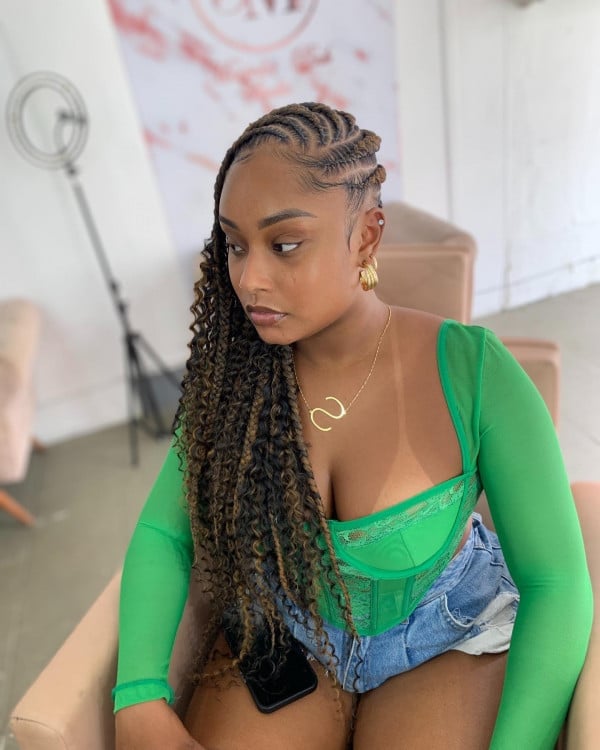 Dark Brown Fulani Braids With Blonde Highlights Dark Brown Fulani Braids With Blonde Highlights — Classy Fulani Braids with Curls