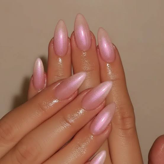 Milky Shimmer Glossy Short Almond Nails Milky Shimmer Glossy Short Almond Nails — Classy Glass Nails