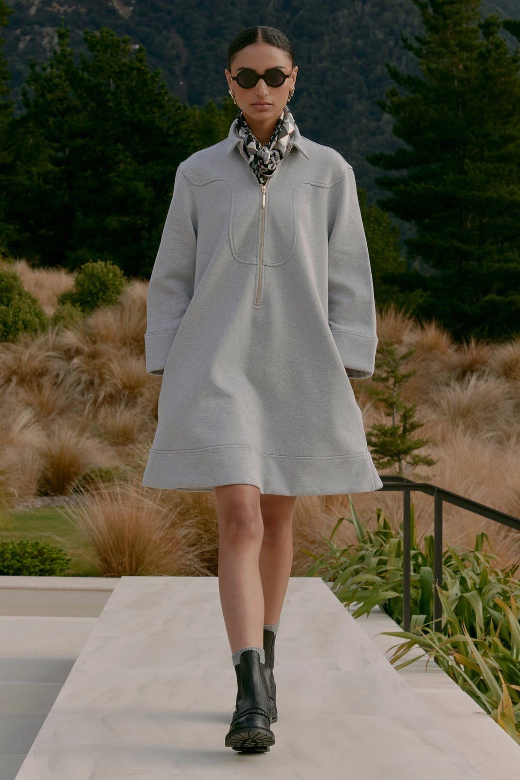 Oversized Grey Sweatshirt Dress with Zip Front Oversized Grey Sweatshirt Dress with Zip Front — Classy Gray Dress