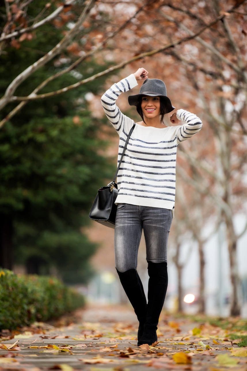 Knee-High Boots and Fedora With Grey Jeans — Classy Gray Jeans Outfits