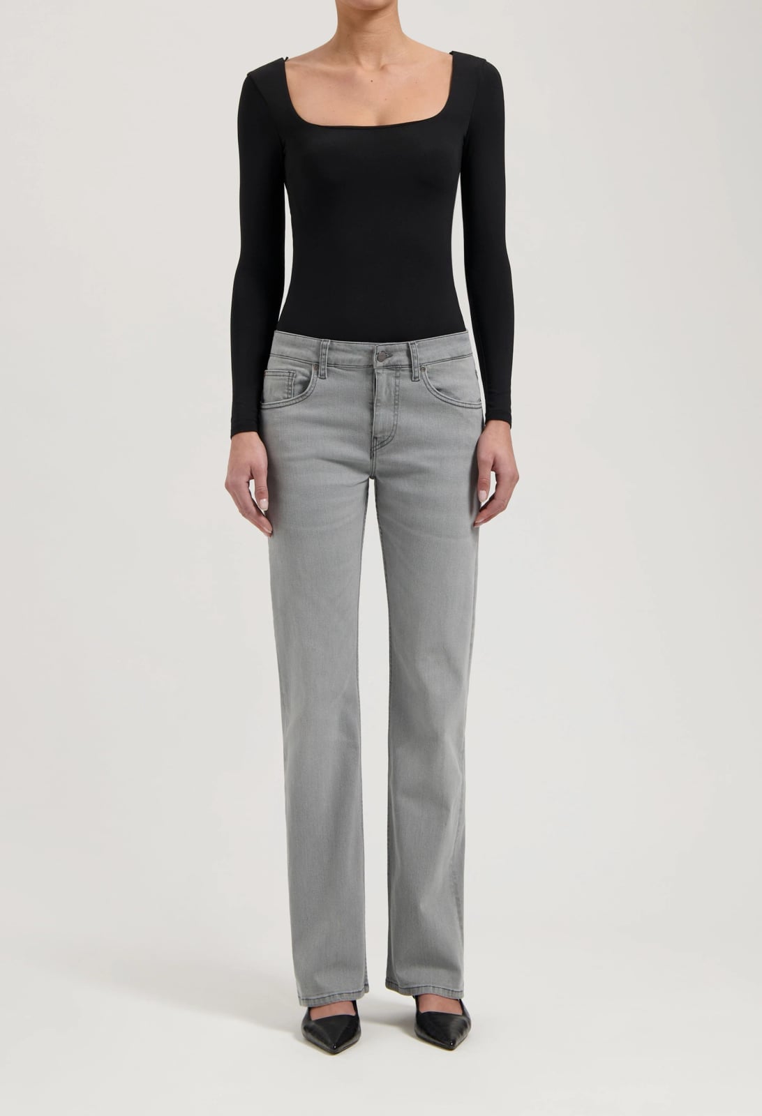 Sleek Heels With Light Grey Straight Leg Jeans — Classy Gray Jeans Outfits