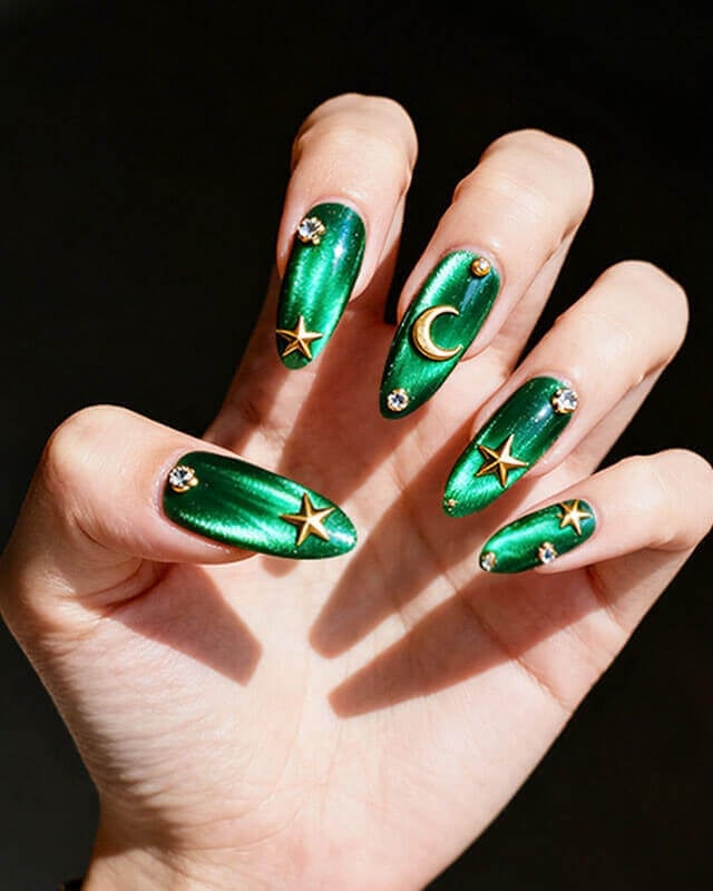 Long Almond Deep Emerald Green Cat Eye — Classy Green Cat Eye Nails