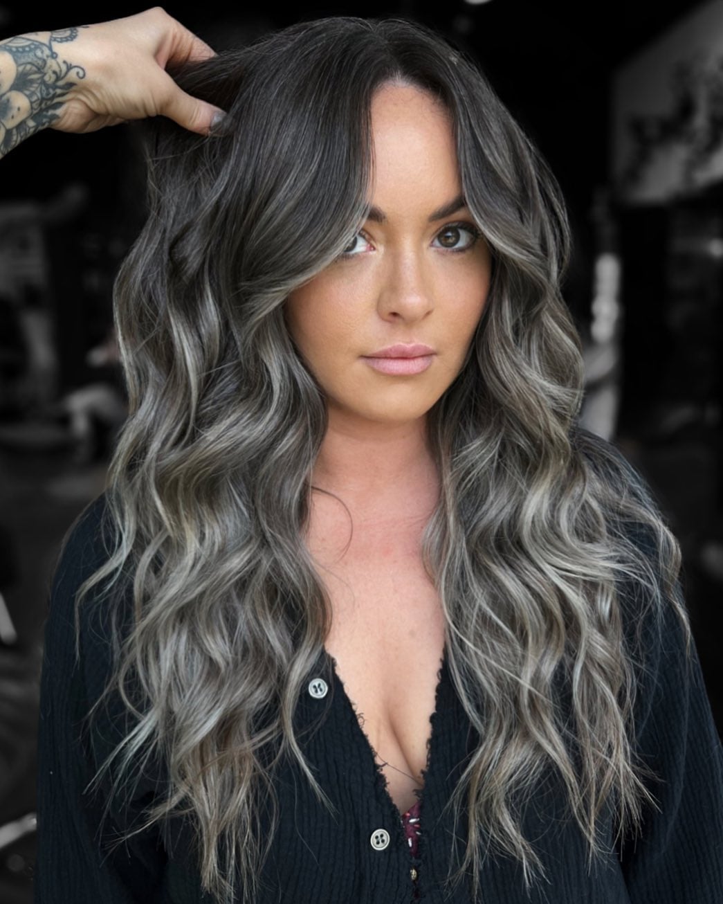 Collarbone Ash Blonde With Grey Highlights and Curtain Bangs Collarbone Ash Blonde With Grey Highlights and Curtain Bangs — Classy Grey Blending Highlights
