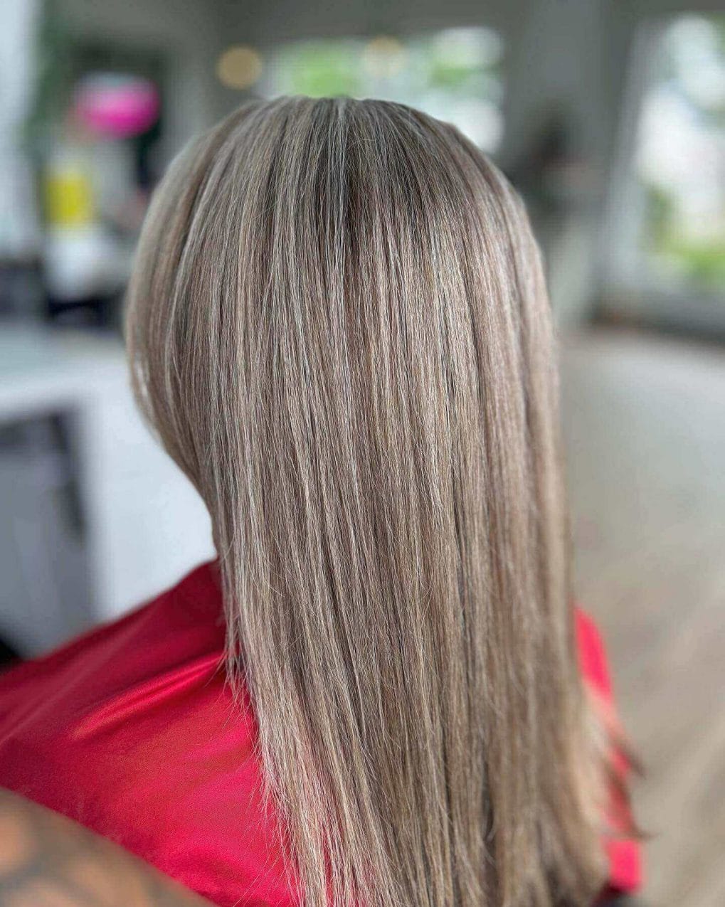 Collarbone Grey Base With Fine Blonde Highlights, Straight Collarbone Grey Base With Fine Blonde Highlights, Straight — Classy Grey Blending Highlights