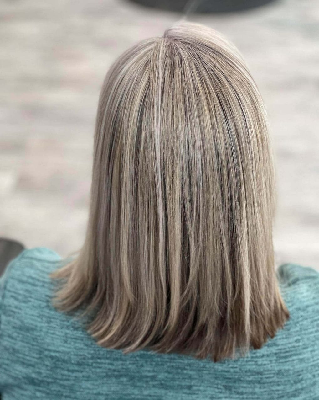 Collarbone Cool Grey With Fine Blonde Highlights Collarbone Cool Grey With Fine Blonde Highlights — Classy Grey Blending Highlights