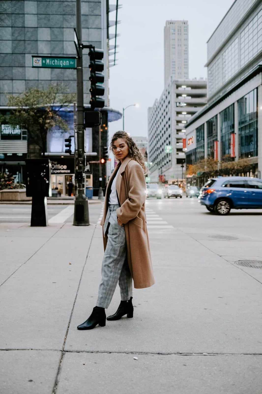 Grey Plaid Trousers with White T-Shirt and Camel Coat, Close-Up Take — Classy Grey Pants Outfits