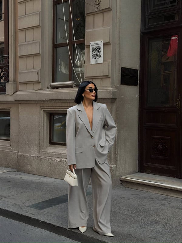 Light Grey Oversized Blazer and Wide-Leg Trousers With Wool Blend — Classy Grey Pants Outfits