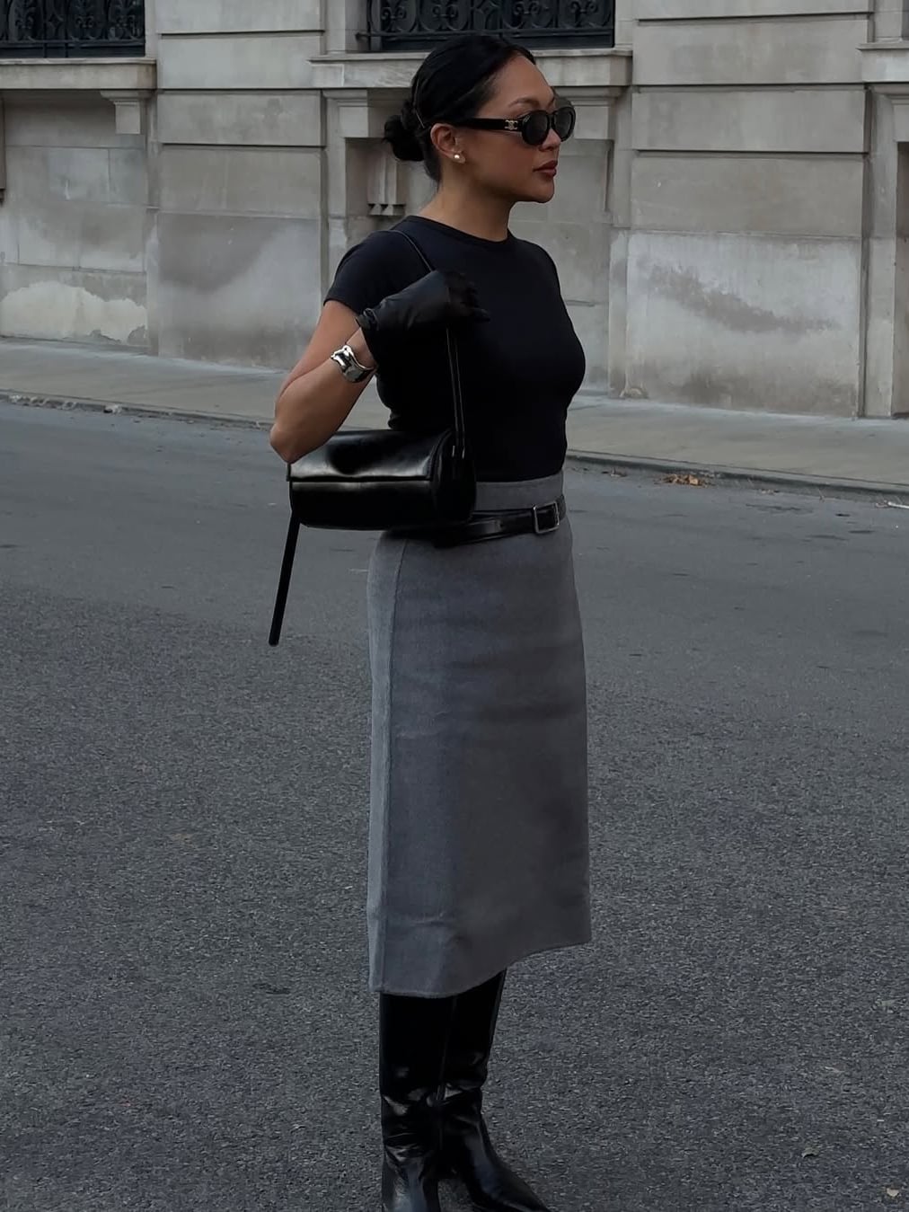 Grey Pencil Midi Skirt with Leather Gloves — Classy Grey Skirt Outfit